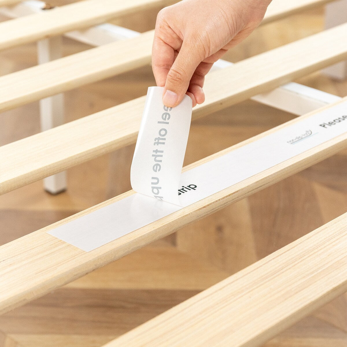 Cadre de lit plateforme en bois massif classique de 40 cm (16 pouces) disponible en plusieurs finitions