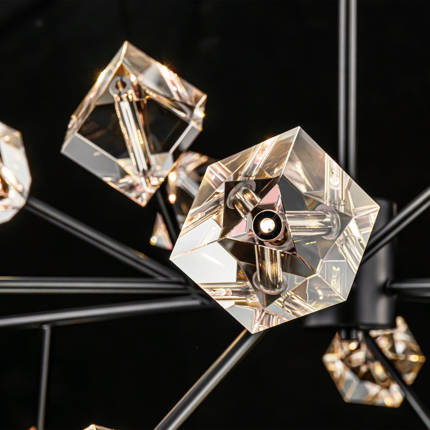 Luminaire suspendu linéaire à 18 lumières, style Sputnik, moderne et luxueux, avec cristaux, pour salle à manger/salon.