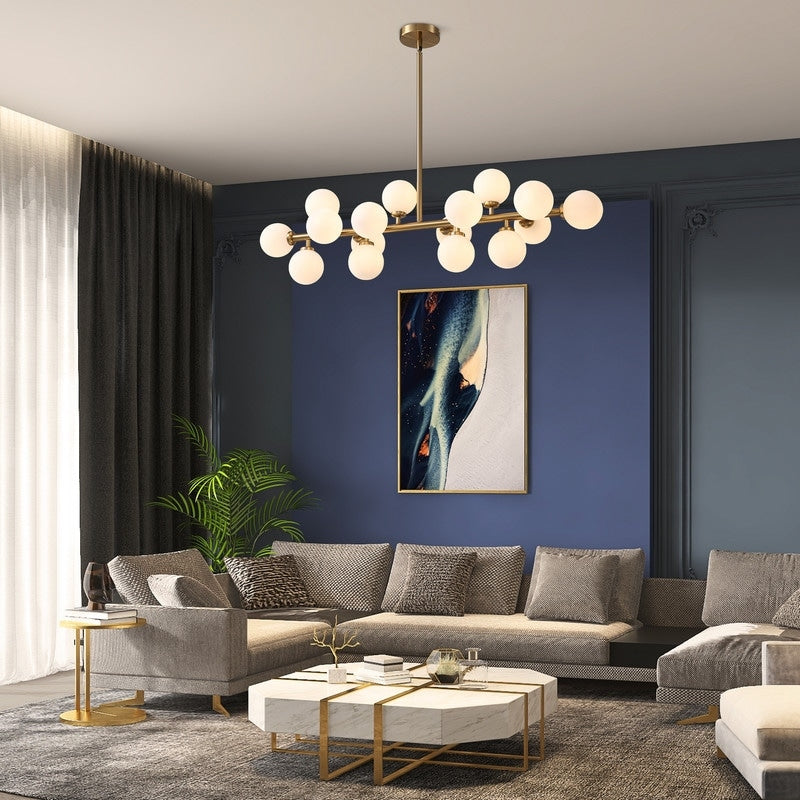 Luminaire linéaire à suspension Sputnik à 16 lumières, style moderne du milieu du siècle, en laiton doré, 40 po, avec globe en verre dépoli pour salle à manger