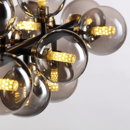 Luminaire linéaire à suspension Sputnik à 16 lumières, style moderne du milieu du siècle, en laiton doré, 40 po, avec globe en verre dépoli pour salle à manger