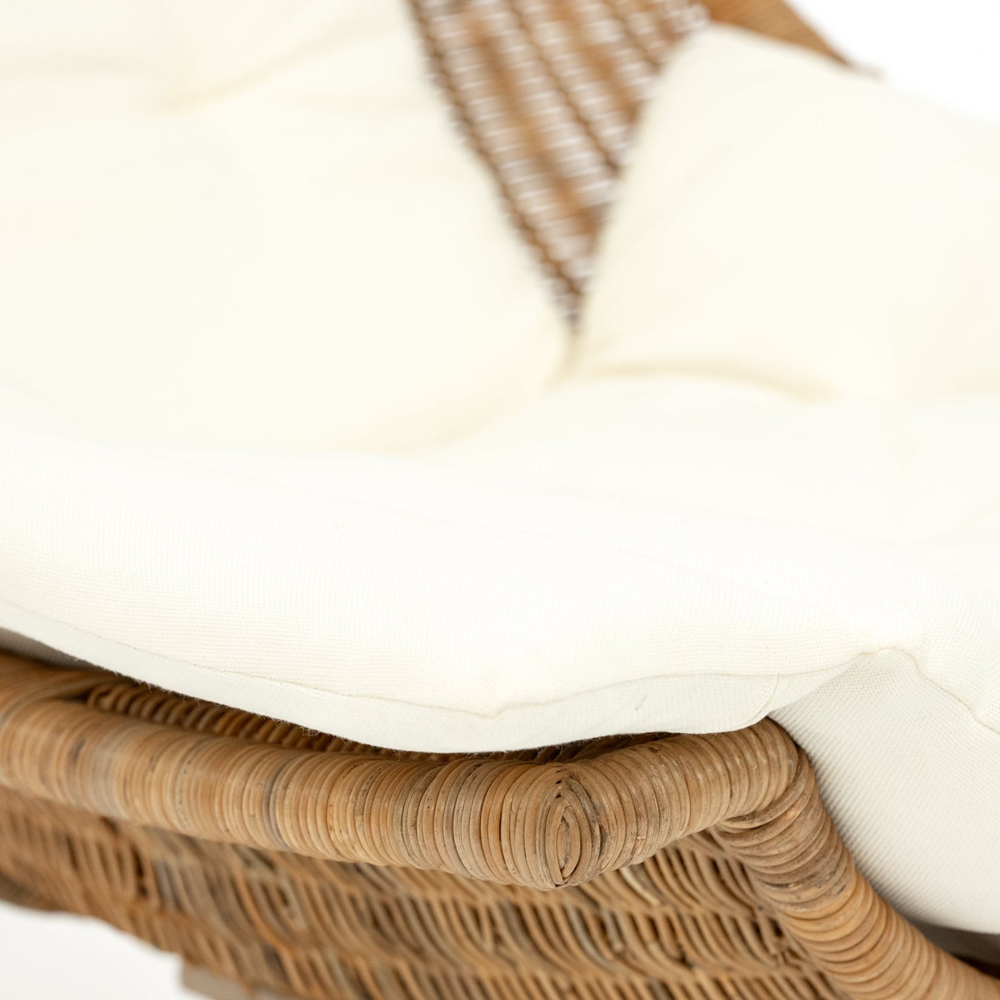 Fauteuil pivotant Mar en osier