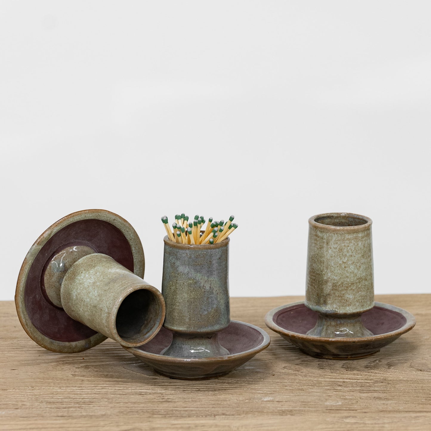 Porte-allumettes en grès Townes avec plaque de frappe