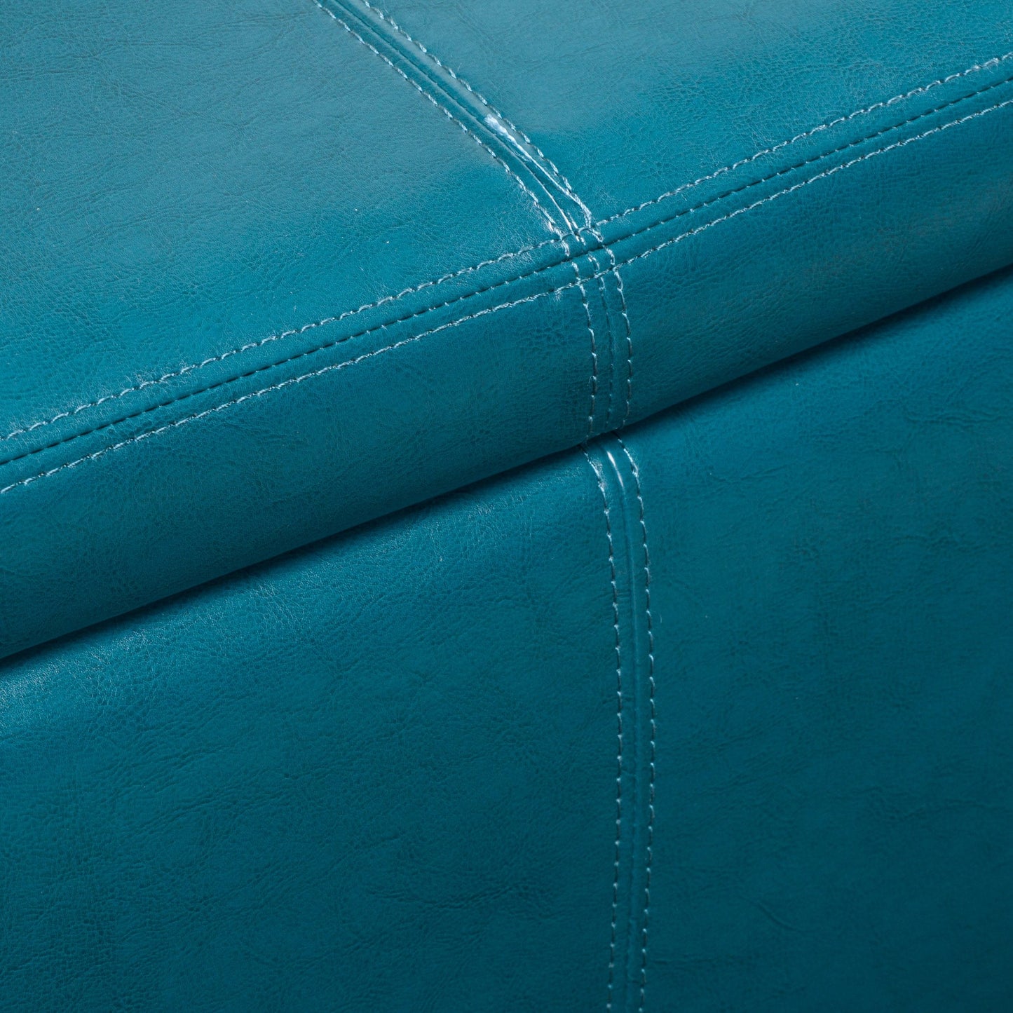 Banc de rangement Lucinda en simili cuir de Christopher Knight Home - 130,5 cm L x 44,5 cm l x 41,3 cm H