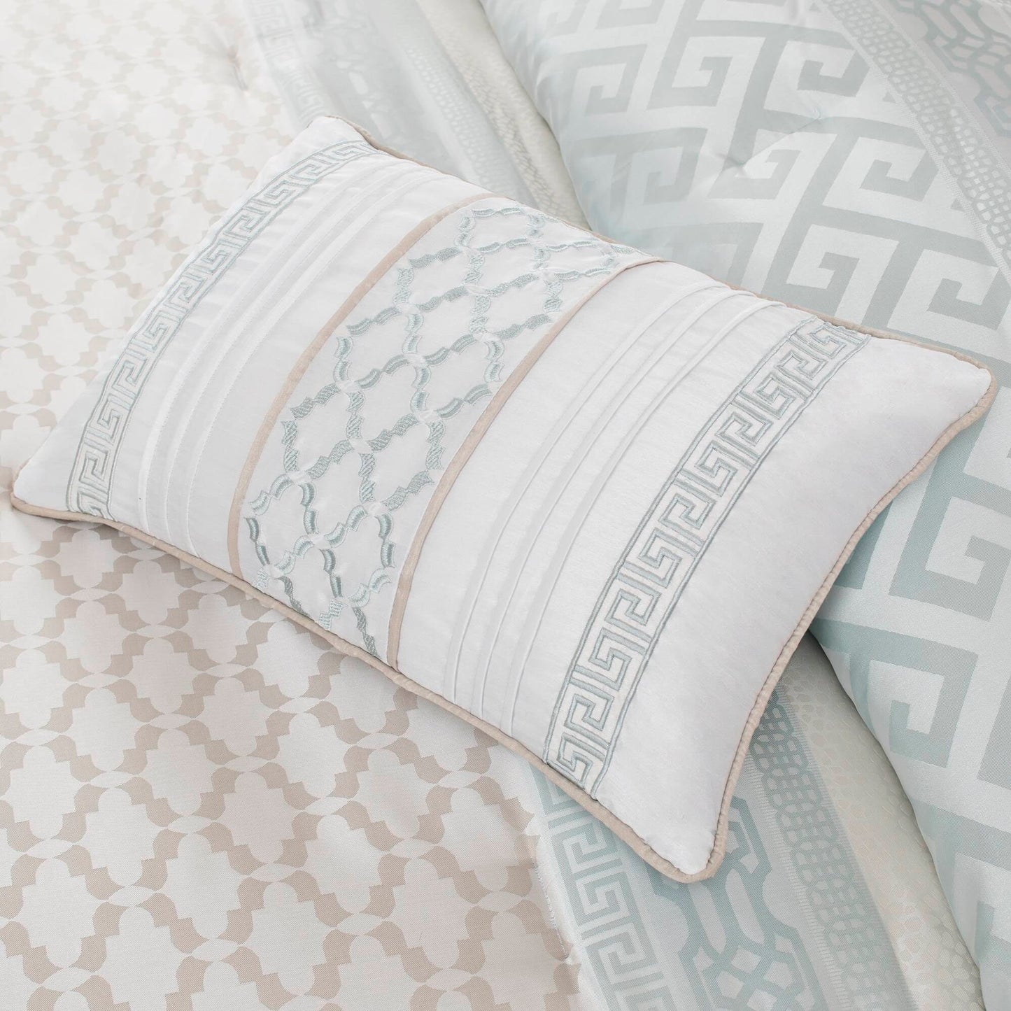 Ensemble de couette Christian à motifs géométriques en jacquard de Madison Park, 7 pièces