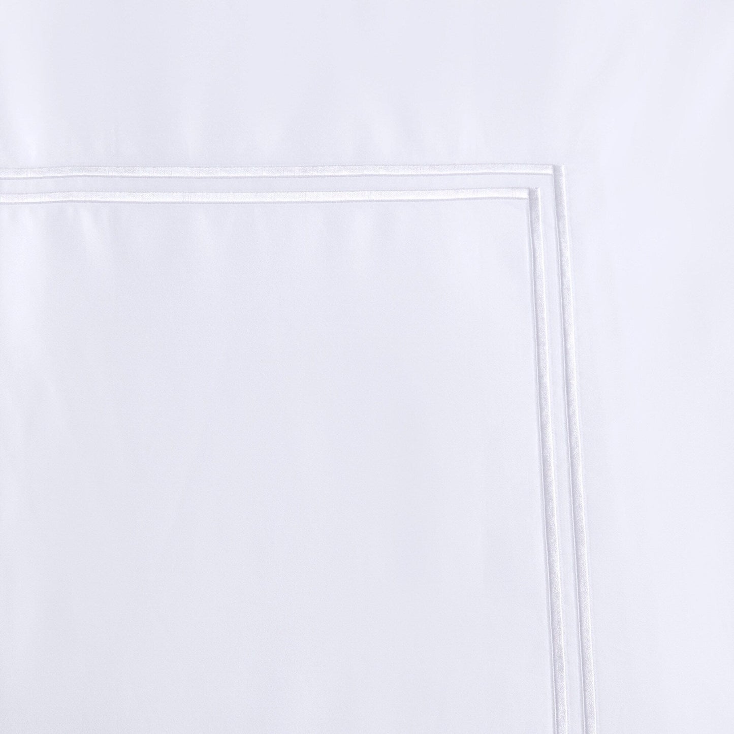 Ensemble de housse de couette brodée en satin de coton 100 % de la collection de luxe Madison Park Signature à 500 fils au pouce carré.