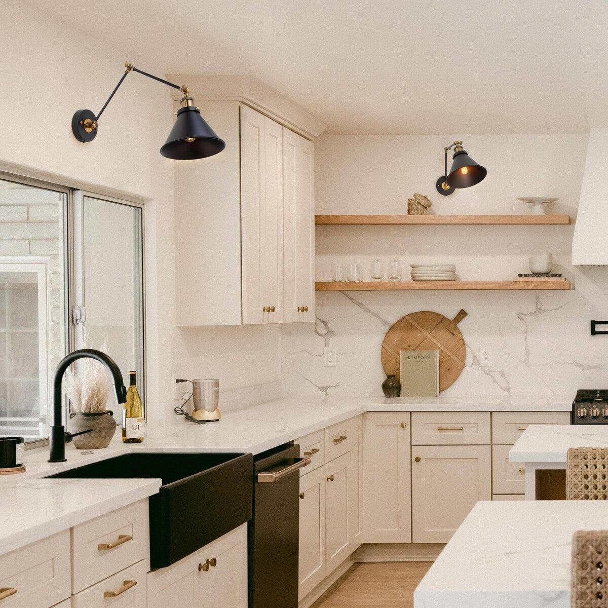 Malryn Lot de 2 appliques murales modernes à bras oscillant réglables, à brancher ou à câbler