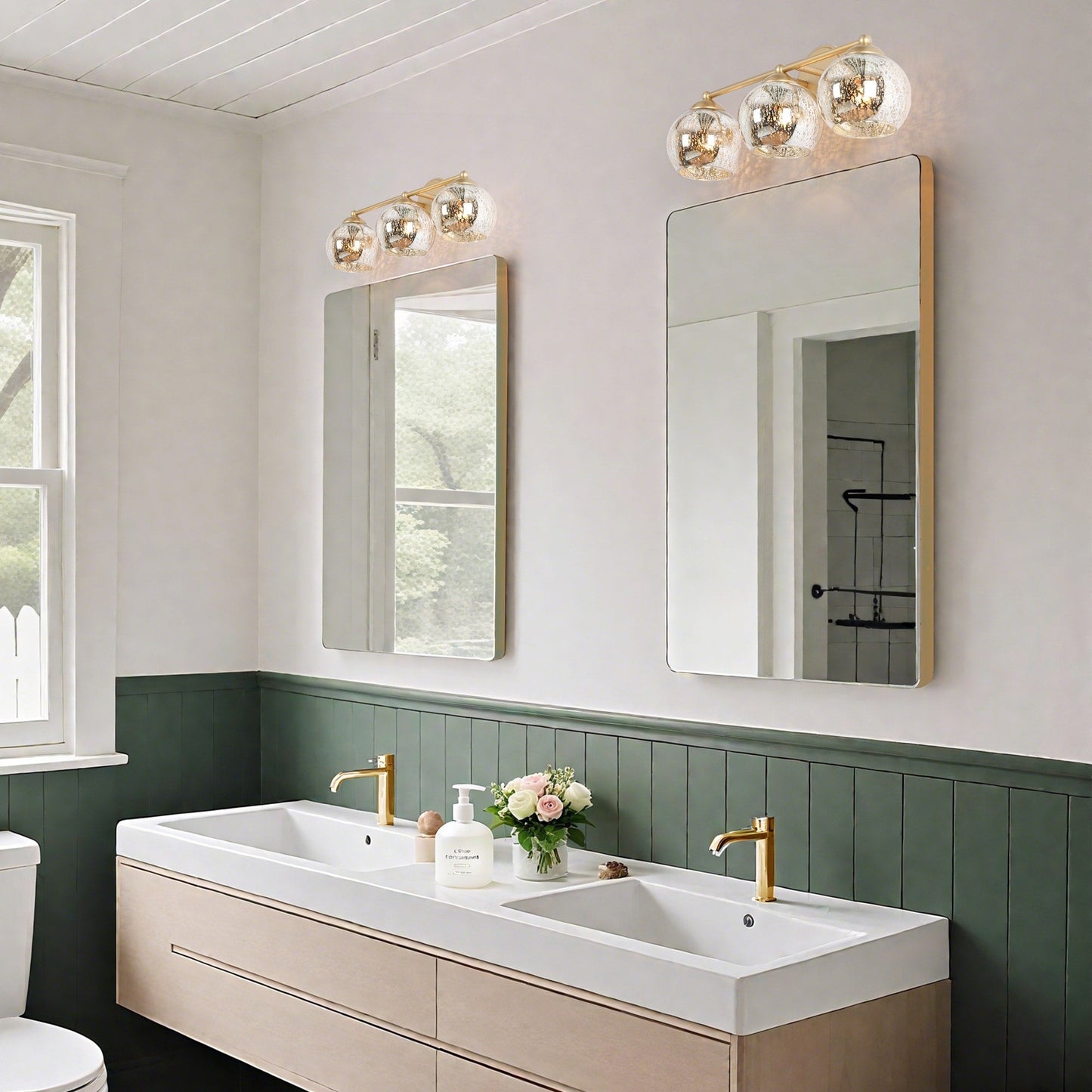 Applique murale de salle de bain à 3 lumières, style moderne du milieu du siècle, dorée et glamour, avec verre au mercure - 53 L x 18 l x 20 h (cm)