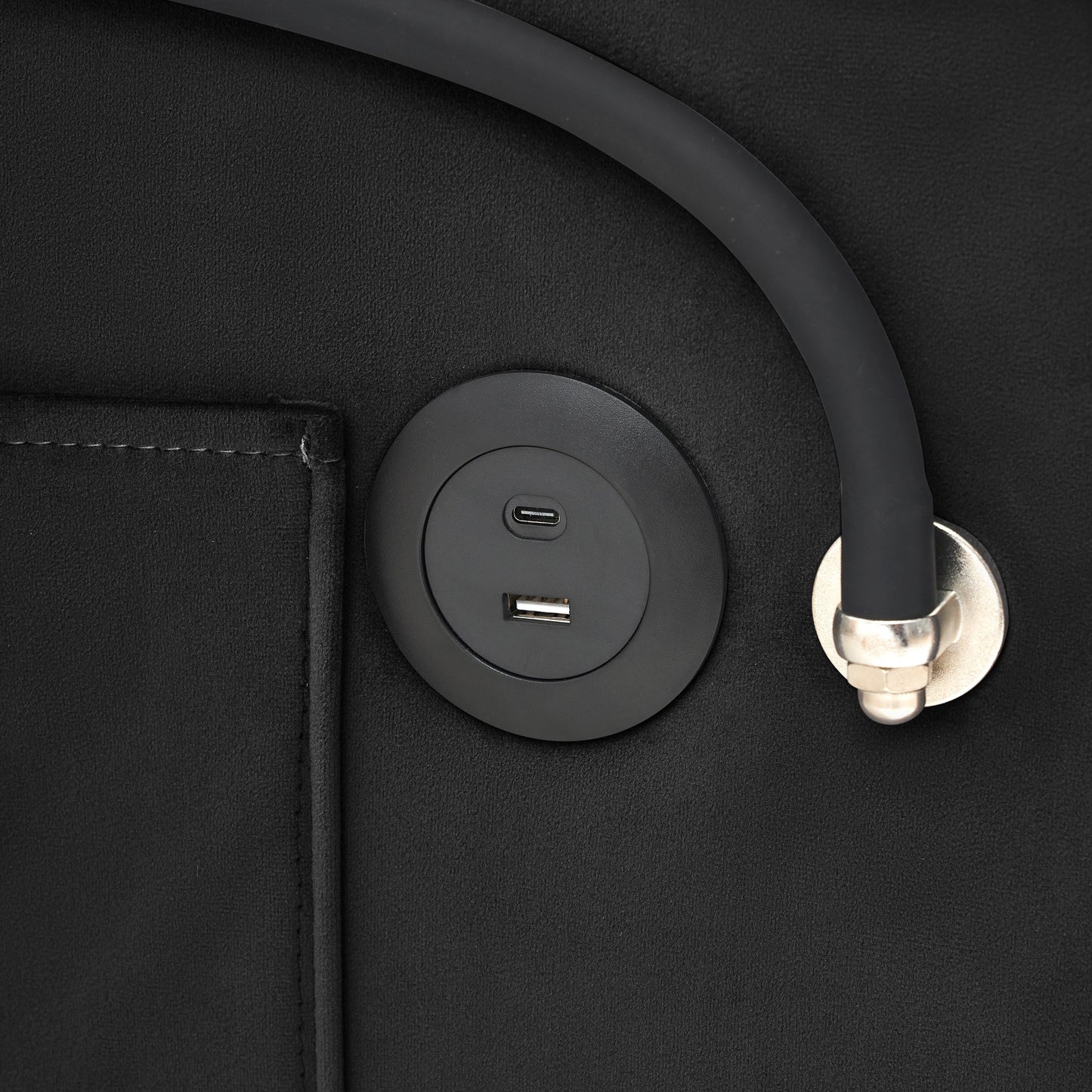 Canapé-lit moderne 70.86 3 en 1, simple, convertible, avec dossier réglable et port de charge USB pour le salon.