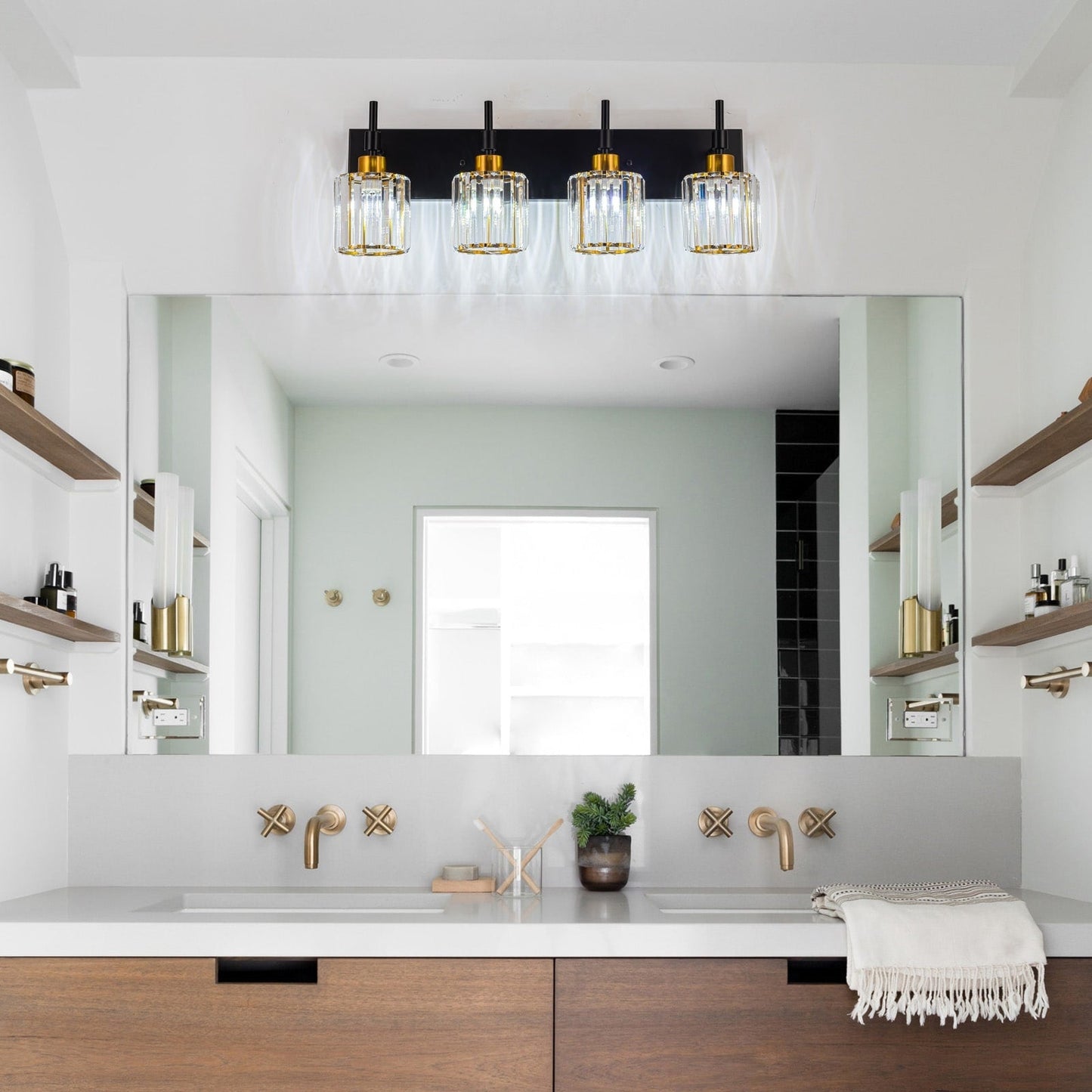 Appliques murales de salle de bain à cristaux, modernes, à intensité variable, avec abat-jours en cristal.