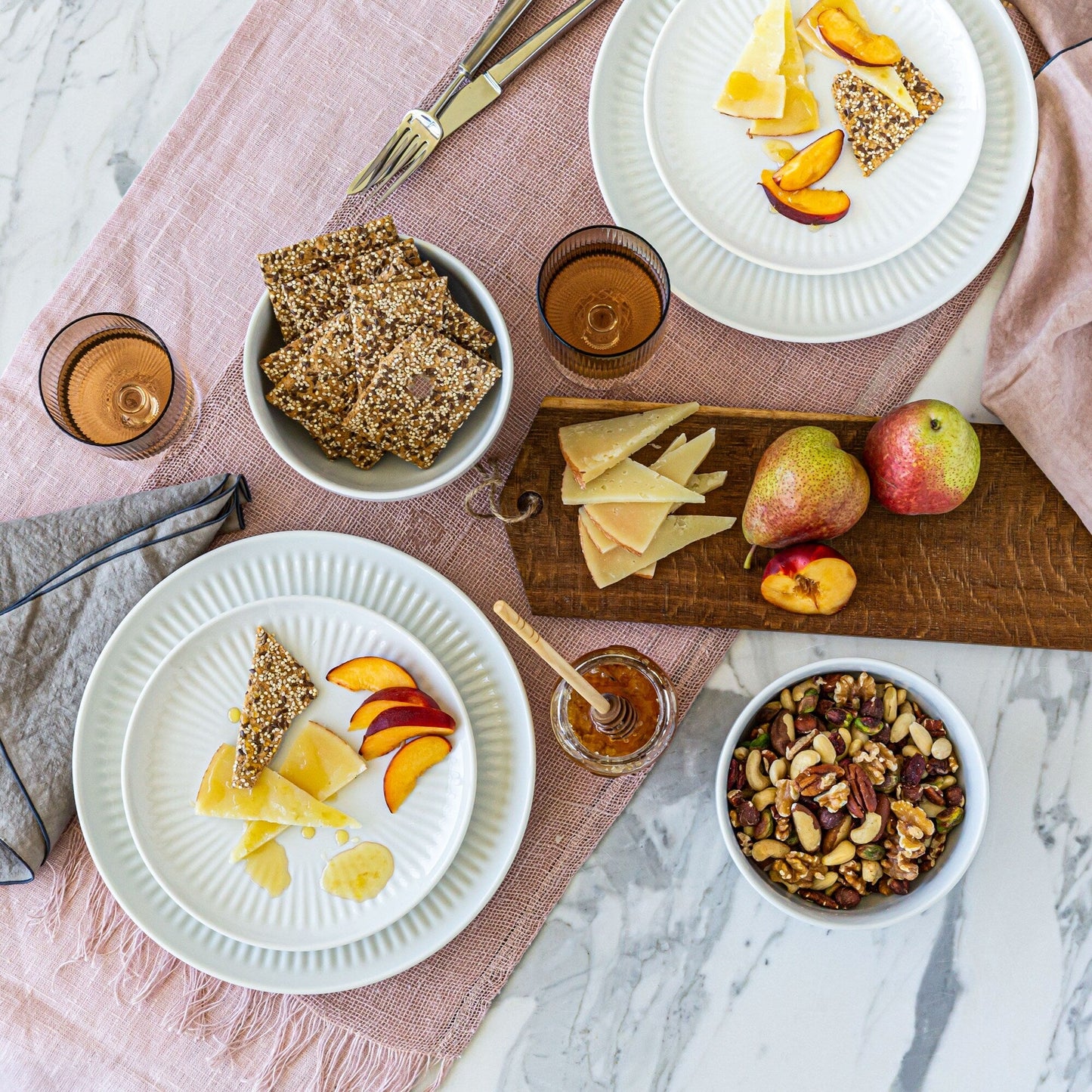 Service de table en porcelaine blanche à volutes, 24 pièces, Over and Back