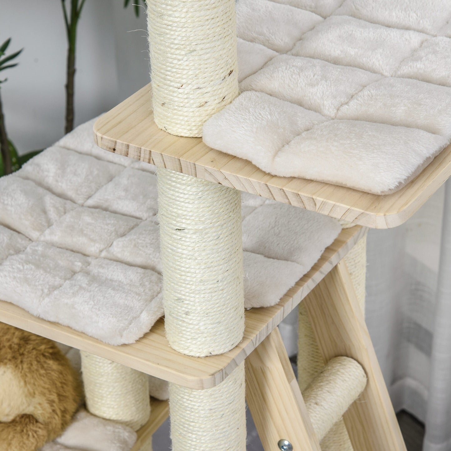 PawHut Arbre à chat multi-niveaux avec poteau à gratter recouvert de sisal, activités pour les chatons et coussin moelleux luxueux