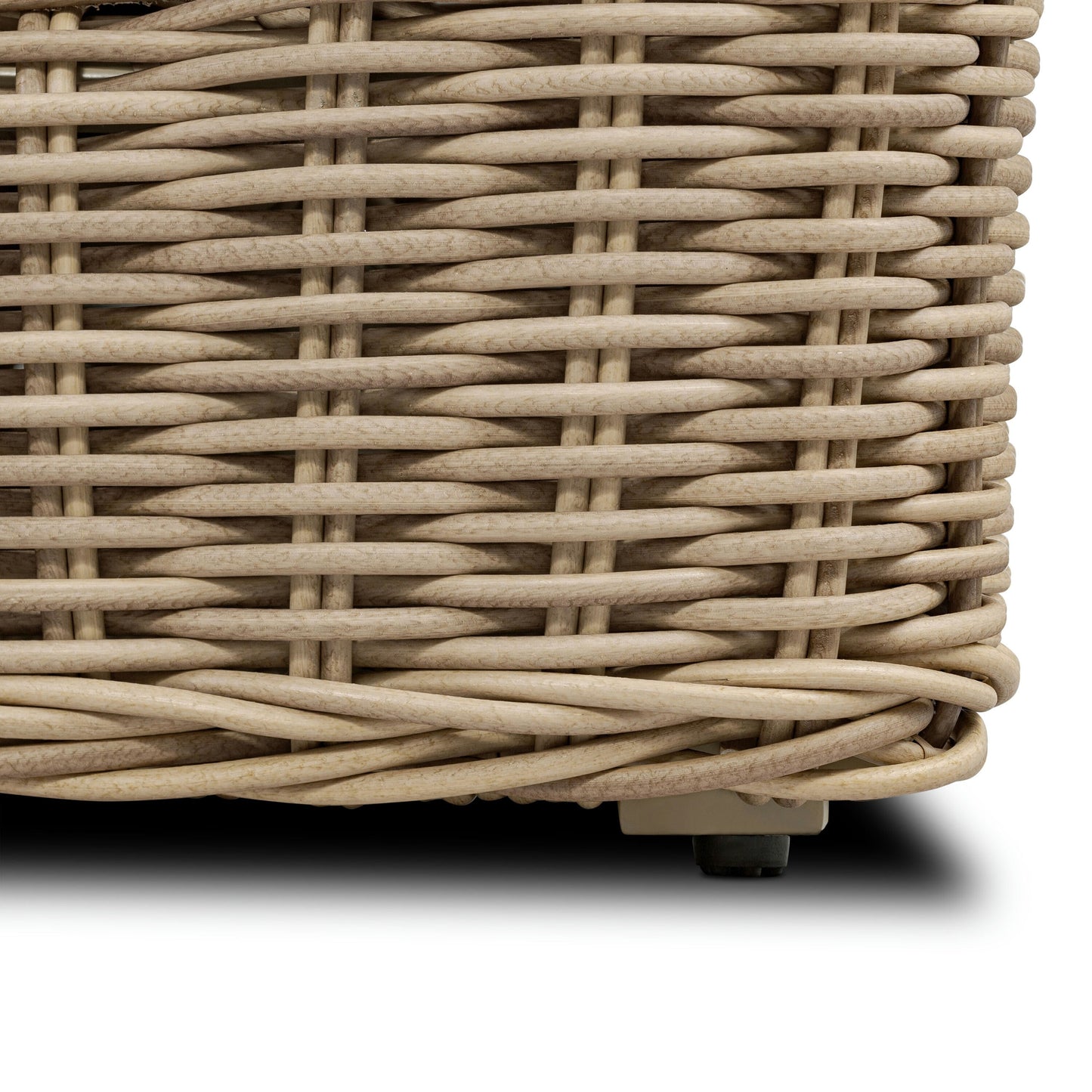 Ensemble d'assises d'angle d'extérieur/de patio Poly &amp; Bark Puglia avec table basse