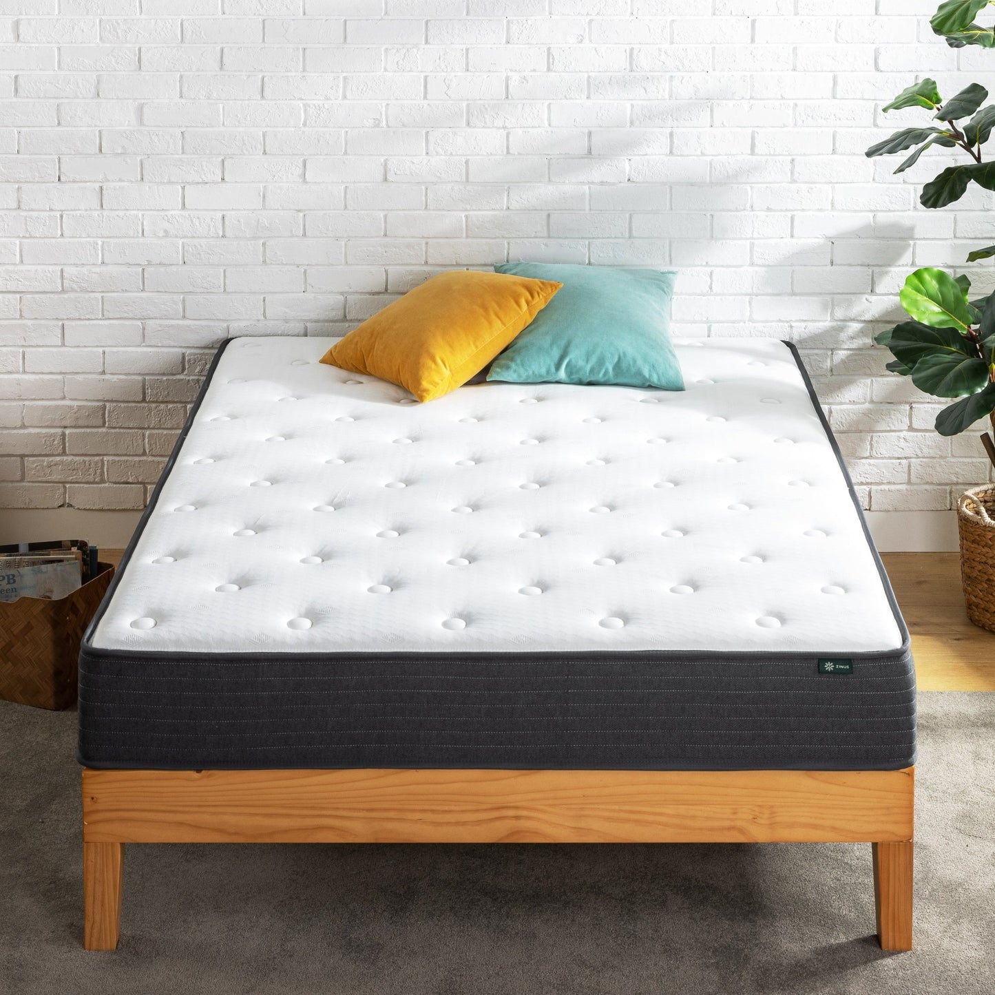 Matelas hybride à ressorts ensachés Priage by ZINUS 8 pouces Comfort Essential