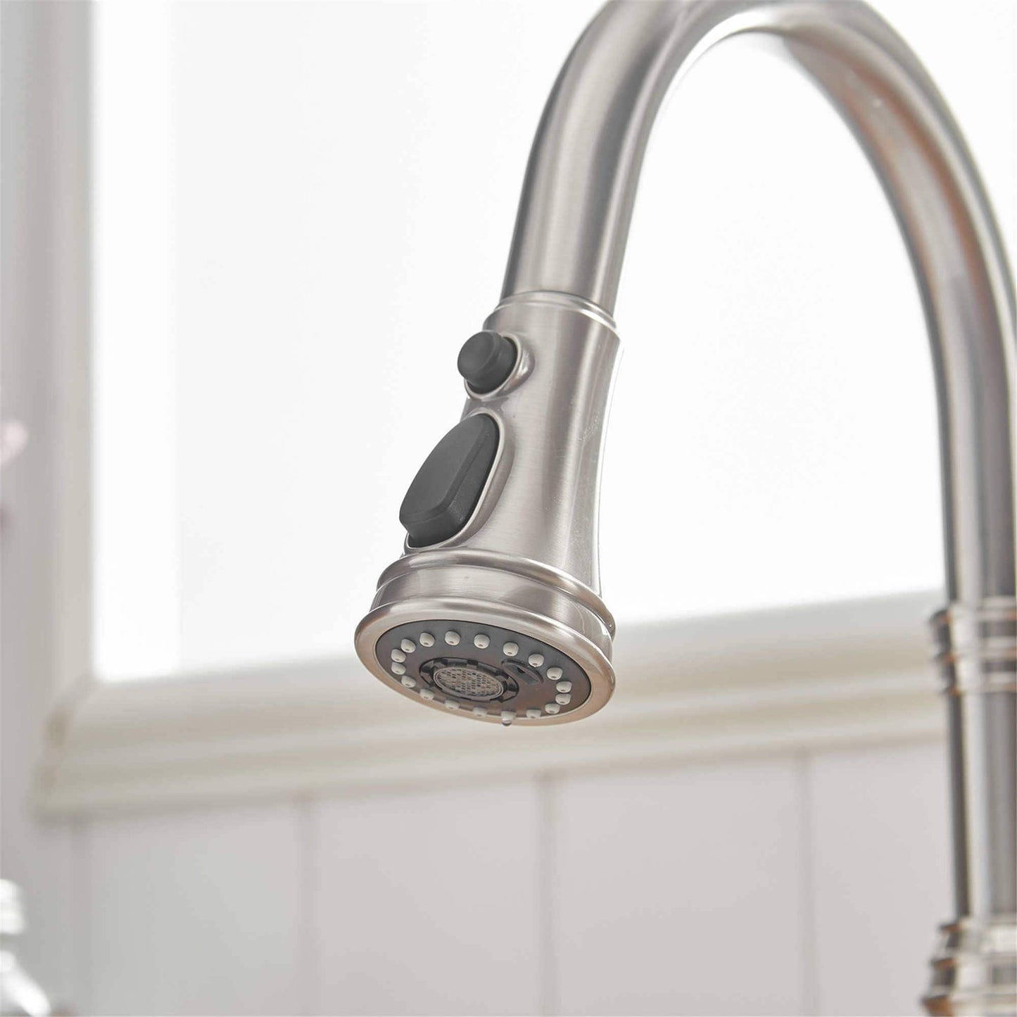 Robinet de cuisine à tirer, simple commande, moderne, à trou unique, avec lanceur d'eau rétractable, pour lavabo de cuisine, avec plaque de montage.