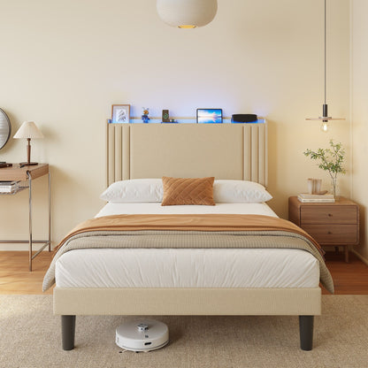 Lit capitonné avec chevet à oreilles et capitonnage vertical, taille Queen/Double