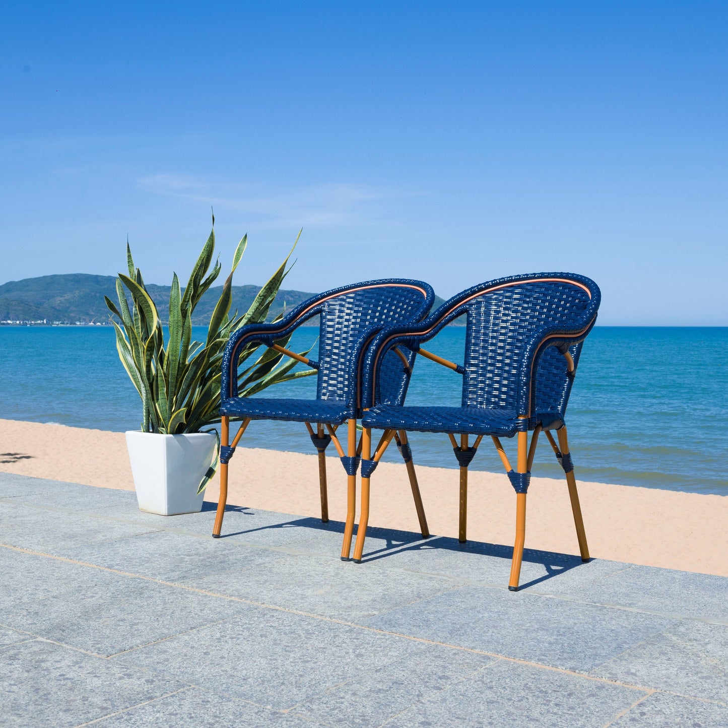 Fauteuil à accoudoirs SAFAVIEH Doreth (lot de 2) - 23L x 36P x 25H