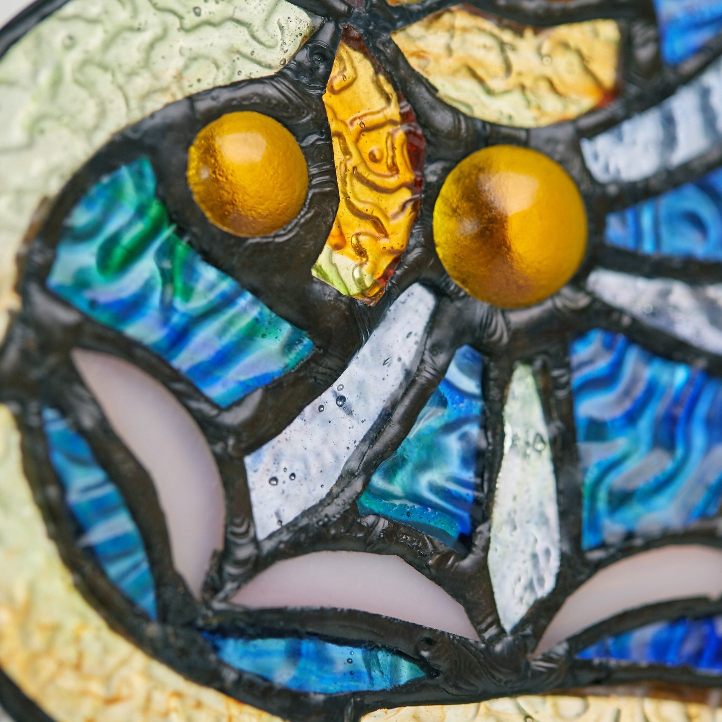 Panneau de vitrail victorien de 56 cm de haut de River of Goods