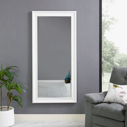 Grand miroir, miroir pleine taille, miroir rectangulaire mural suspendu avec cadre en faux bois lisse.
