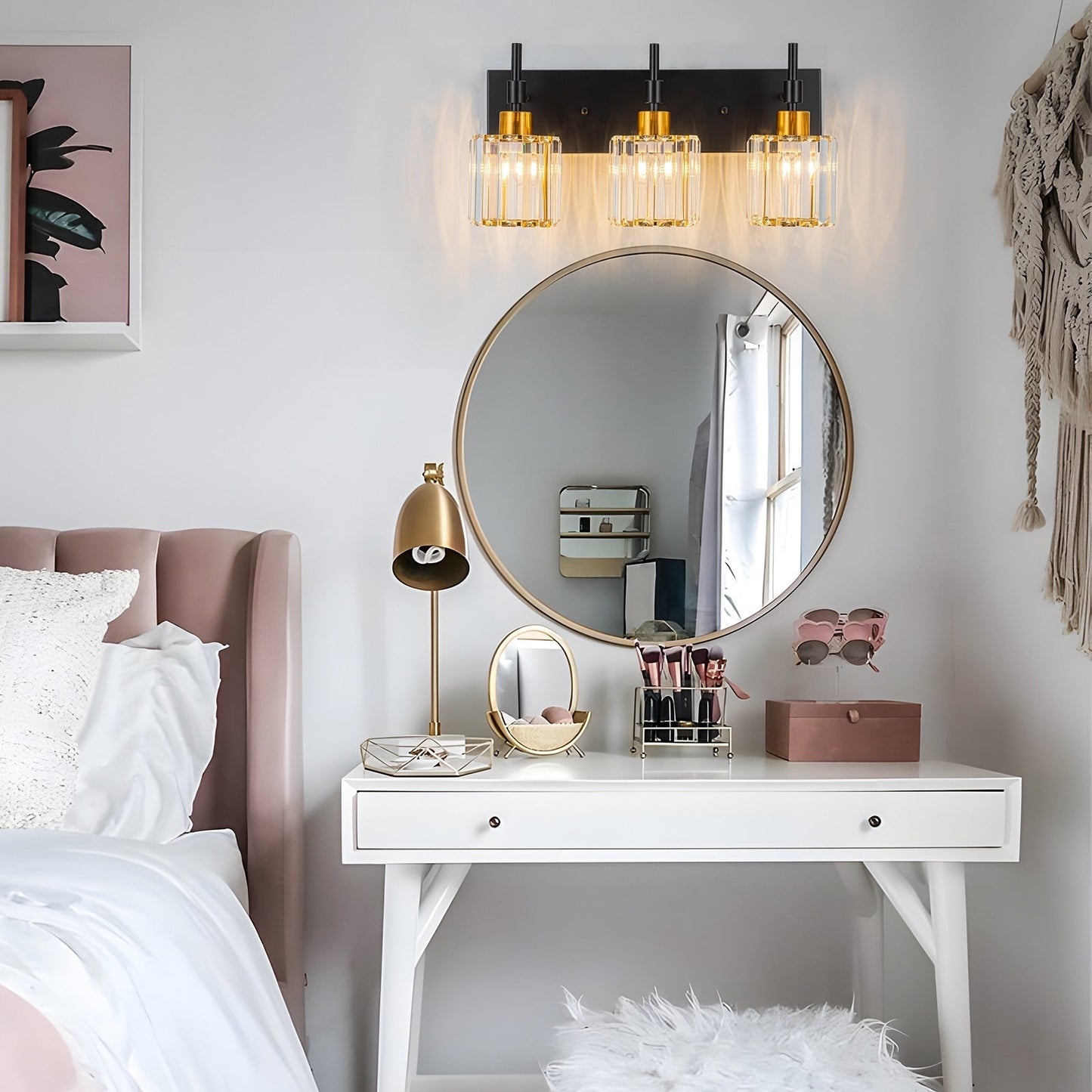 Appliques murales de salle de bain à cristaux, modernes, à intensité variable, avec abat-jours en cristal.