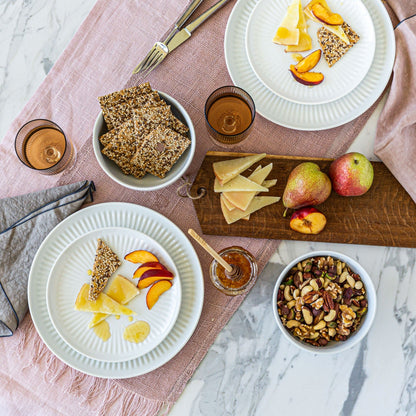 Service de table en porcelaine blanche à volutes, 24 pièces, Over and Back