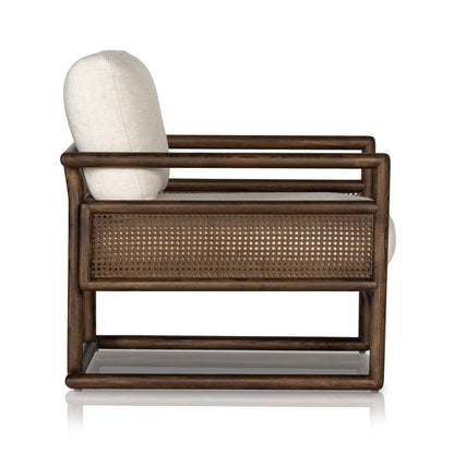 Chaise Benton