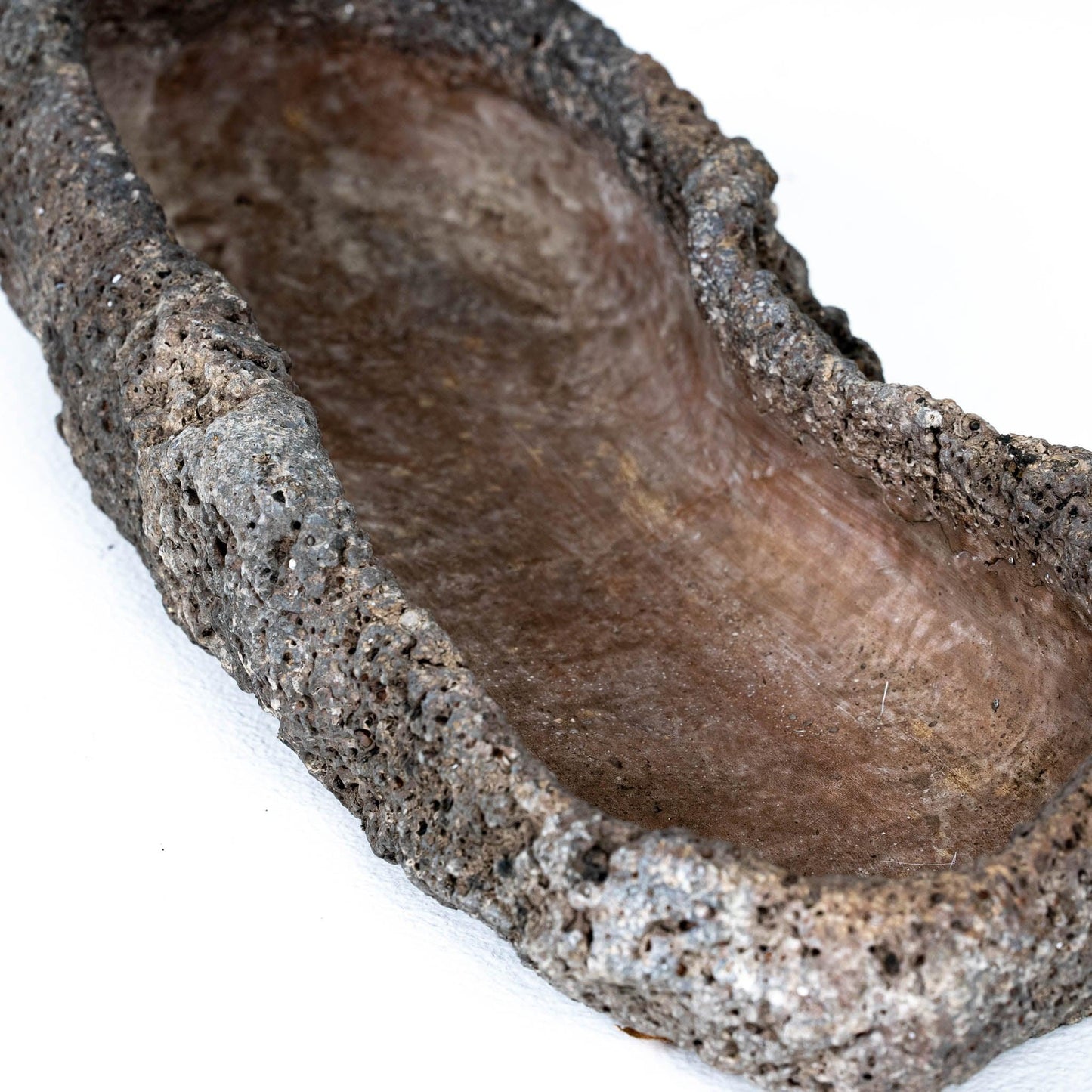 Pot de plantation en pierre de lave de Maui