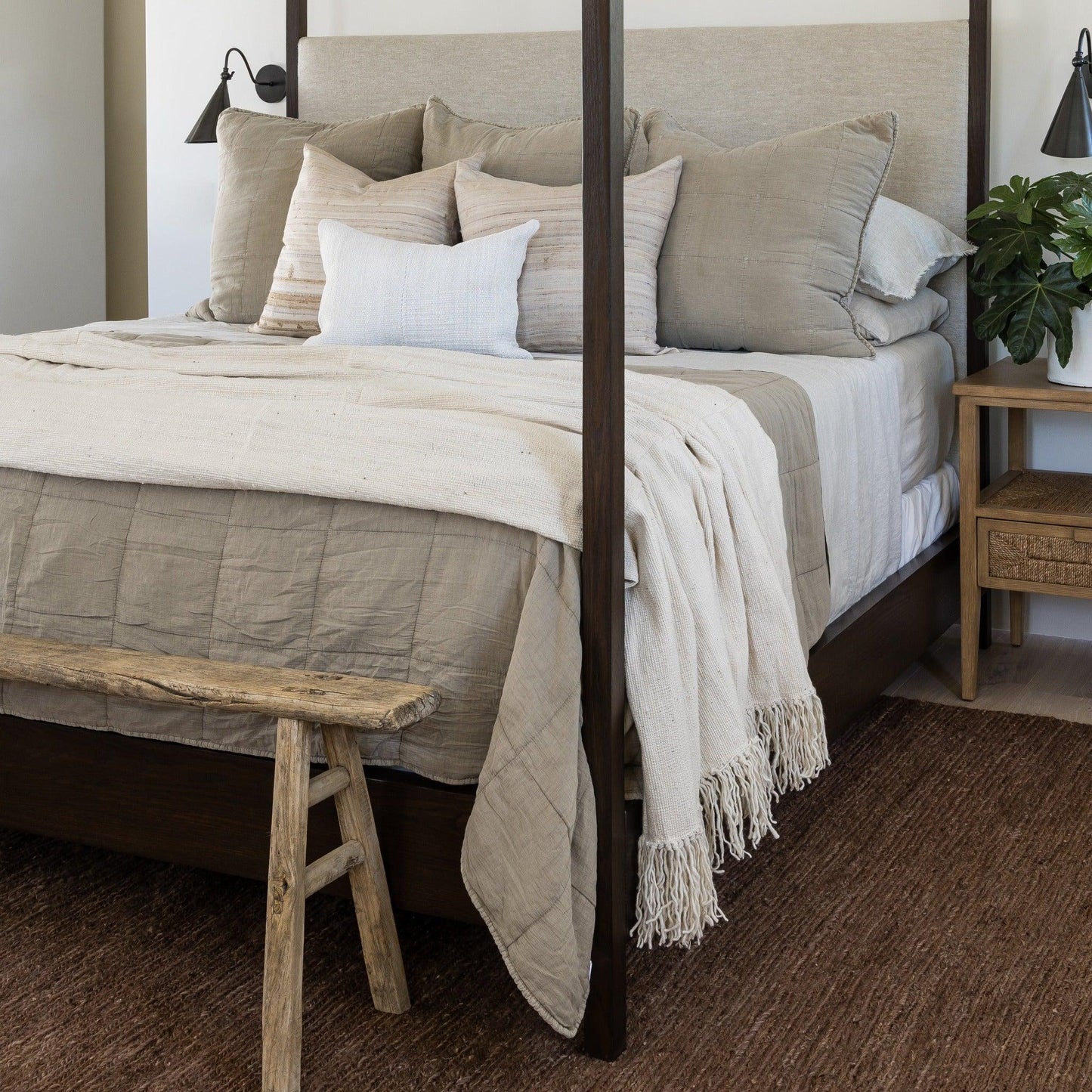 Tapis tressé en noyer Torquay de Pure Salt x Momeni